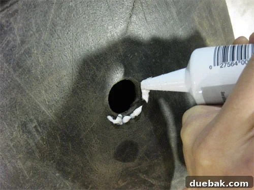 howtorainbarrelcaulkhole